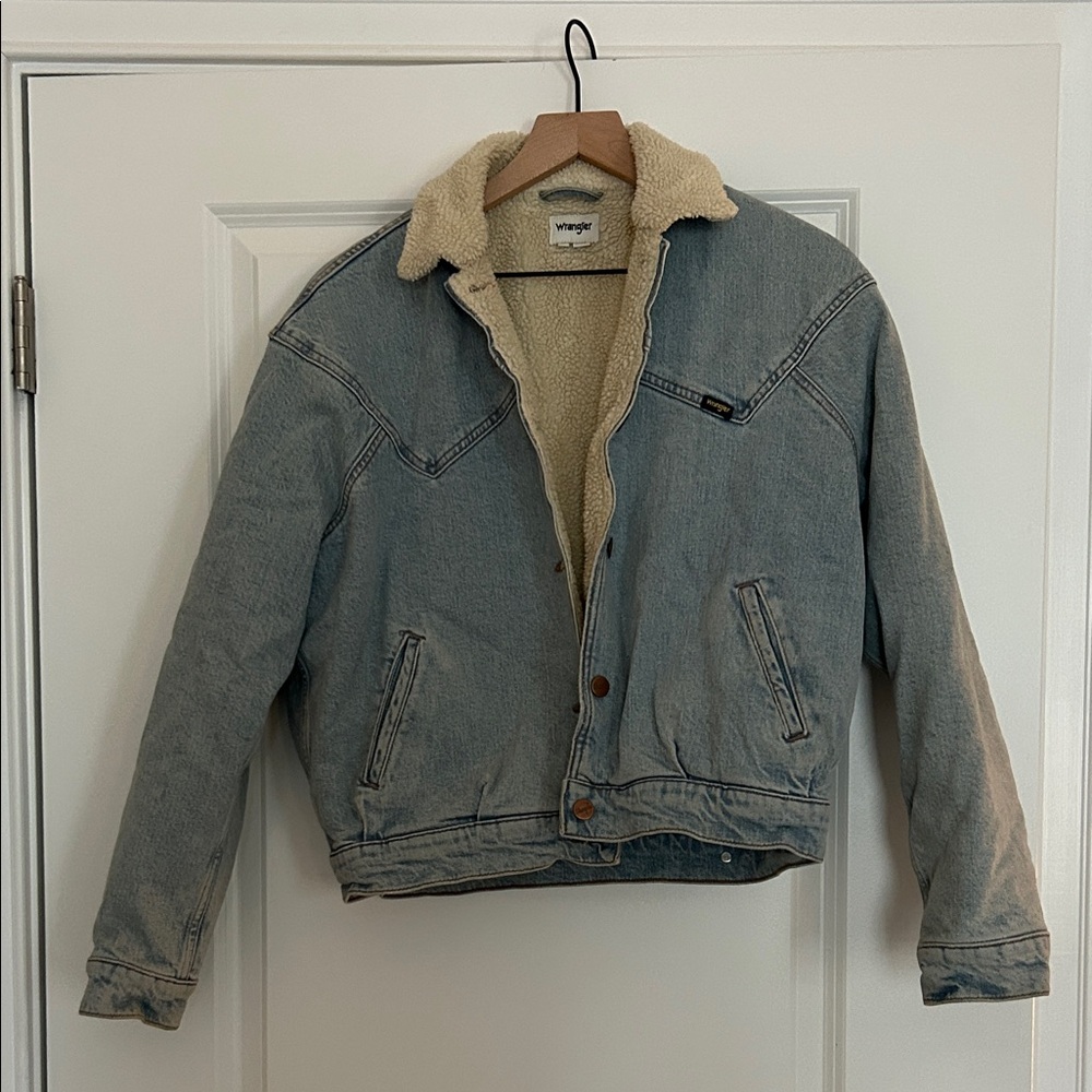 Wrangler Light Blue Denim Jacket with Cream Sherpa Collar
